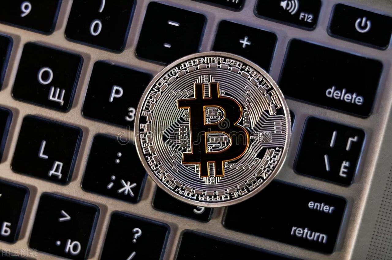 比特币价格波动性加剧，进入7万至8万美元空洞的深度分析