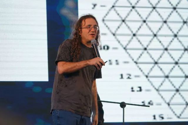 采访|SingualityNET的Ben Goertzel博士谈AGI、加密货币和工作的终结